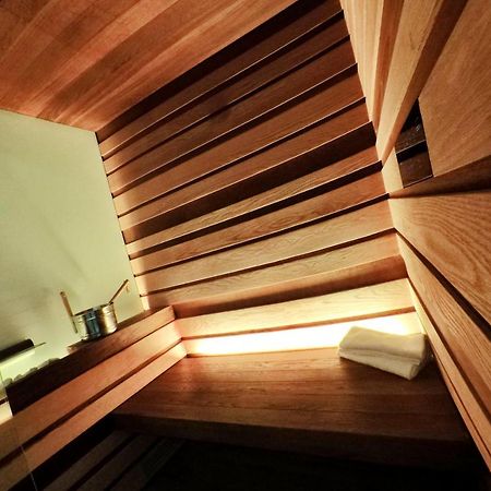 Hotel Touring Wellness & Beauty Фиуджи Екстериор снимка