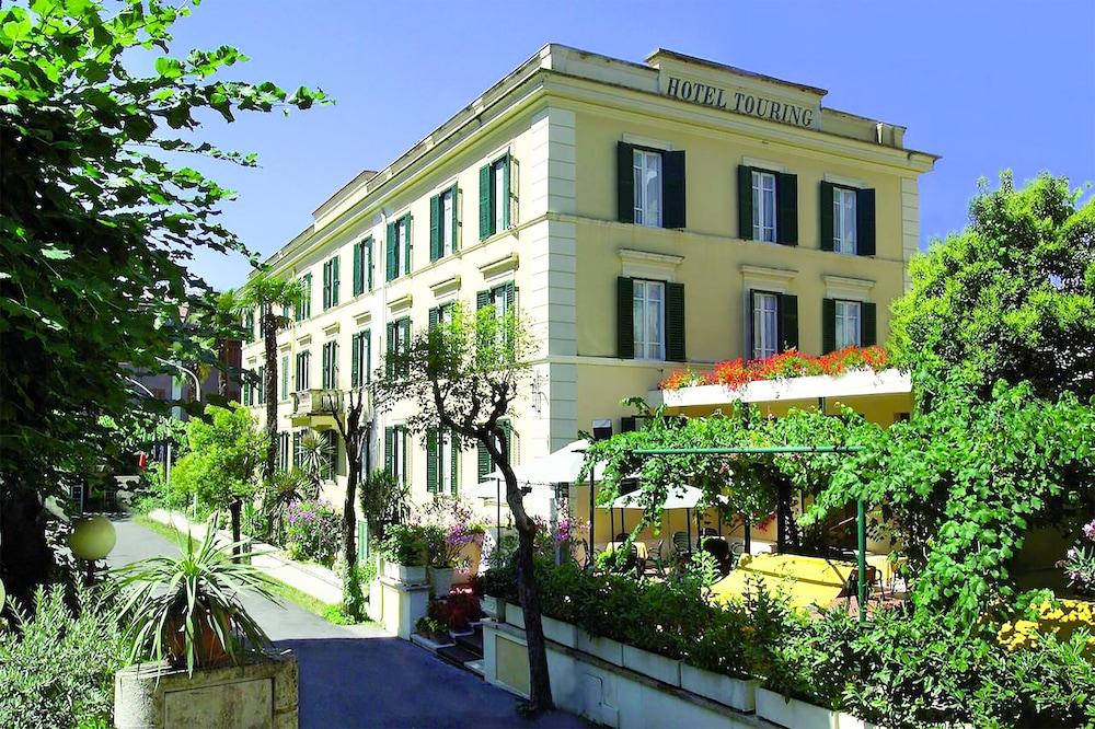 Hotel Touring Wellness & Beauty Фиуджи Екстериор снимка